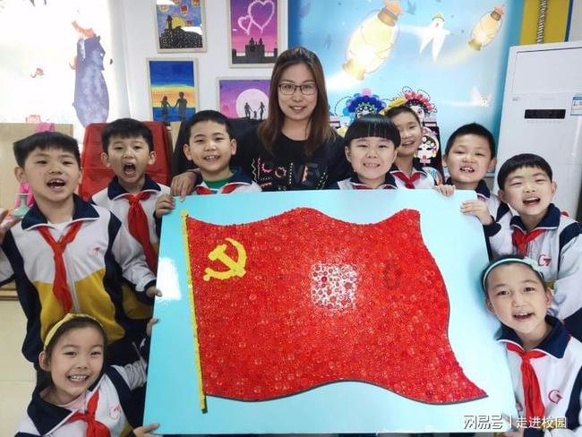 奔驰纯电大G：比亚迪仰望U8有的我都有！今年开卖，还加价吗