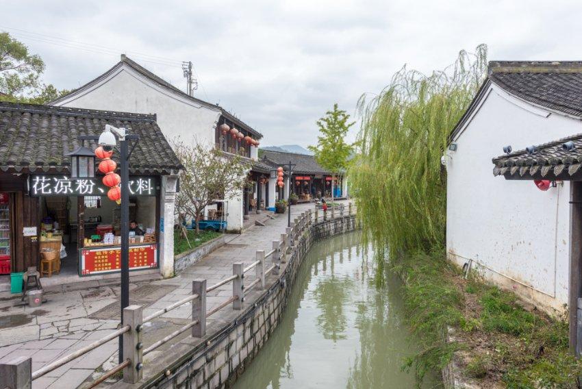 虫虫助手下载
